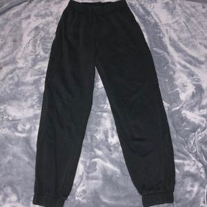Black brandy Melville sweatpants